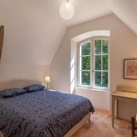 Maison Ancienne Renovee Avec Jardin, Animaux Admis, Parking - Pres De - Fr-1-622-58 Bauge-en-Anjou