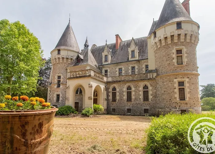 Confortable Au Coeur Du Maine-et-loire, Animaux Admis - Fr-1-622-58 *