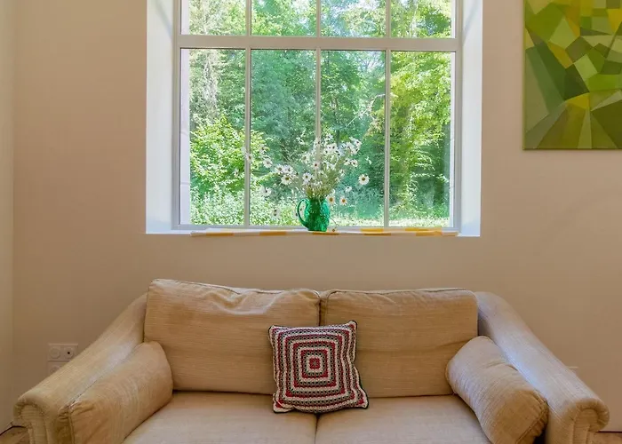 Confortable Au Coeur Du Maine-et-loire, Animaux Admis - Fr-1-622-58 *