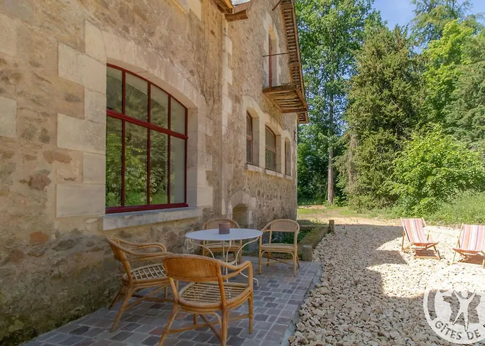 Confortable Au Coeur Du Maine-et-loire, Animaux Admis - Fr-1-622-58 Дом отдыха